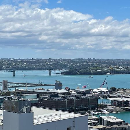 Modern 2 Bedroom Apartment 1 Minute To Skytower Auckland Eksteriør billede