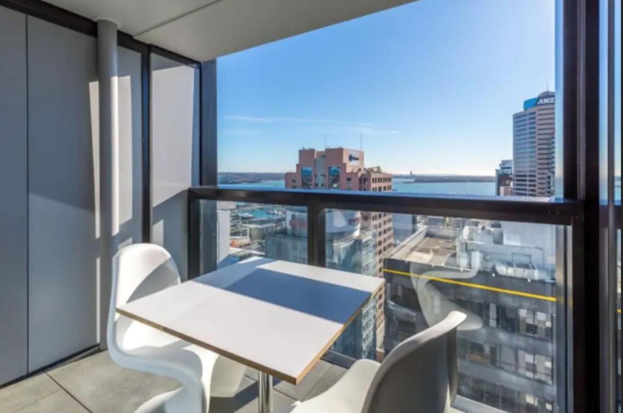 Modern 2 Bedroom Apartment 1 Minute To Skytower Auckland Eksteriør billede