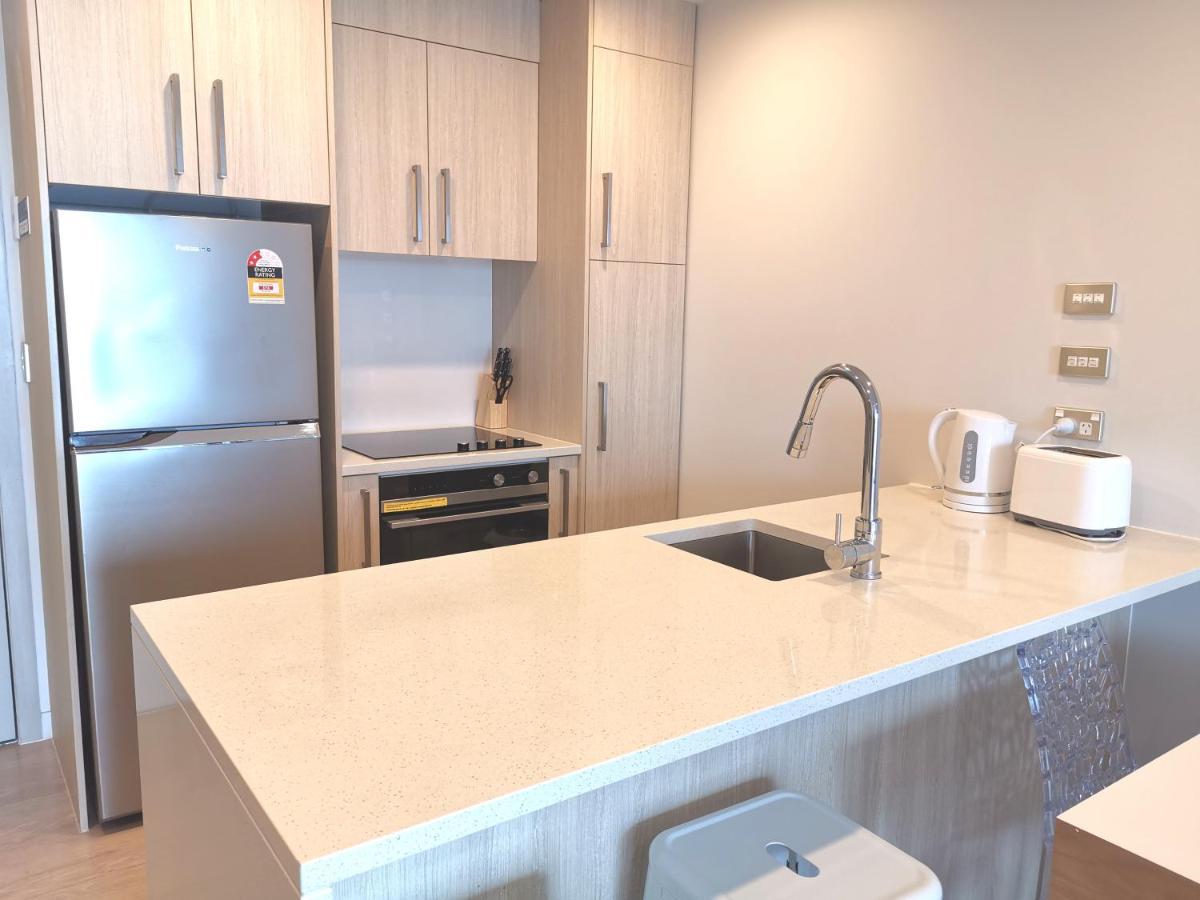 Modern 2 Bedroom Apartment 1 Minute To Skytower Auckland Eksteriør billede